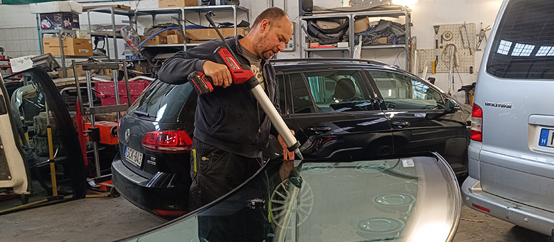 Mobil szélvédőcsere Önnél, Pécelen